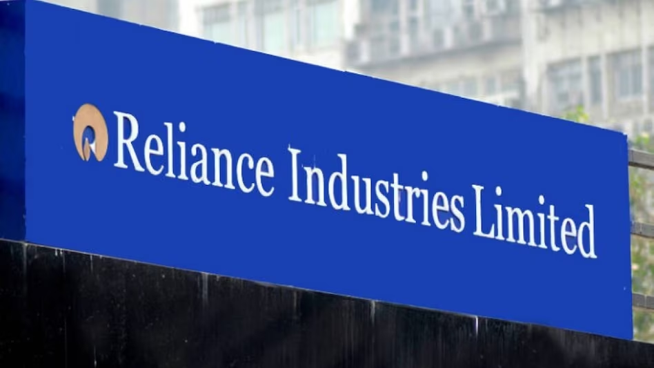 "We value the refinery and petrochemical businesses at 7.5 times EV/Ebitda, resulting in a standalone business valuation of Rs 904 per share.
